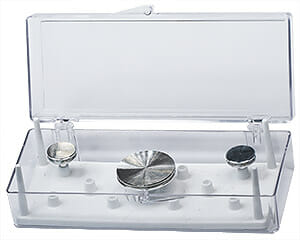 EM-Tec SB11 medium size clear styrene box for 11 standard Ø12.7mm SEM pin stubs|EM-Tec SB11 medium size clear styrene box for 11 standard Ø12.7mm SEM pin stubs